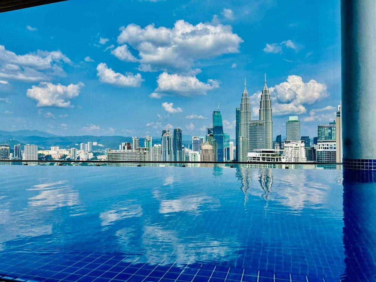 The Luxe Suites Klcc By Cozy Stay Kuala Lumpur Exteriör bild