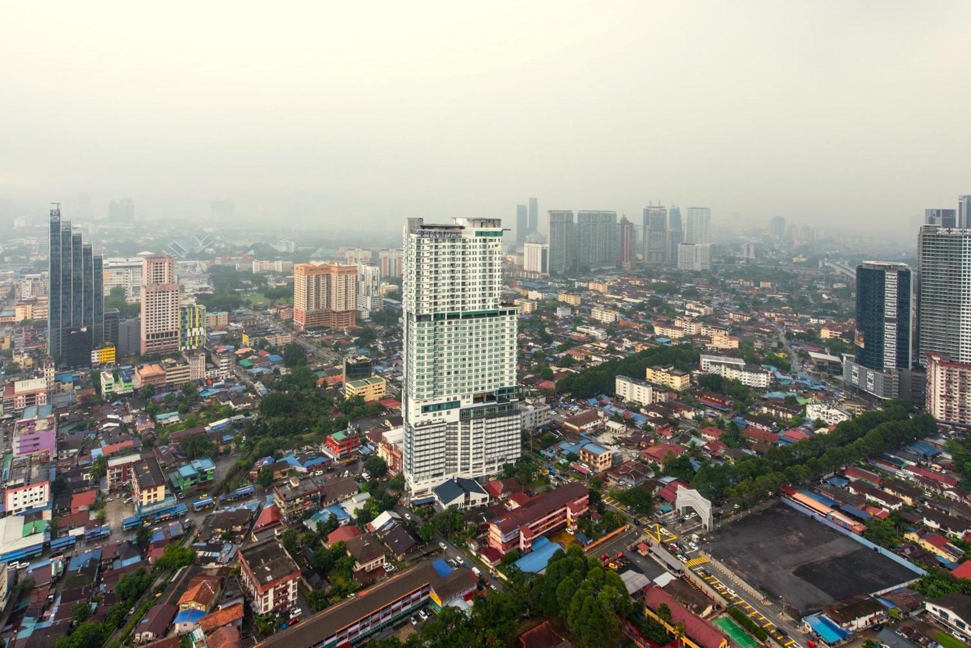 The Luxe Suites Klcc By Cozy Stay Kuala Lumpur Exteriör bild