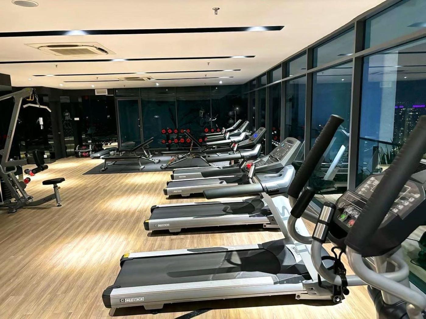 The Luxe Suites Klcc By Cozy Stay Kuala Lumpur Exteriör bild