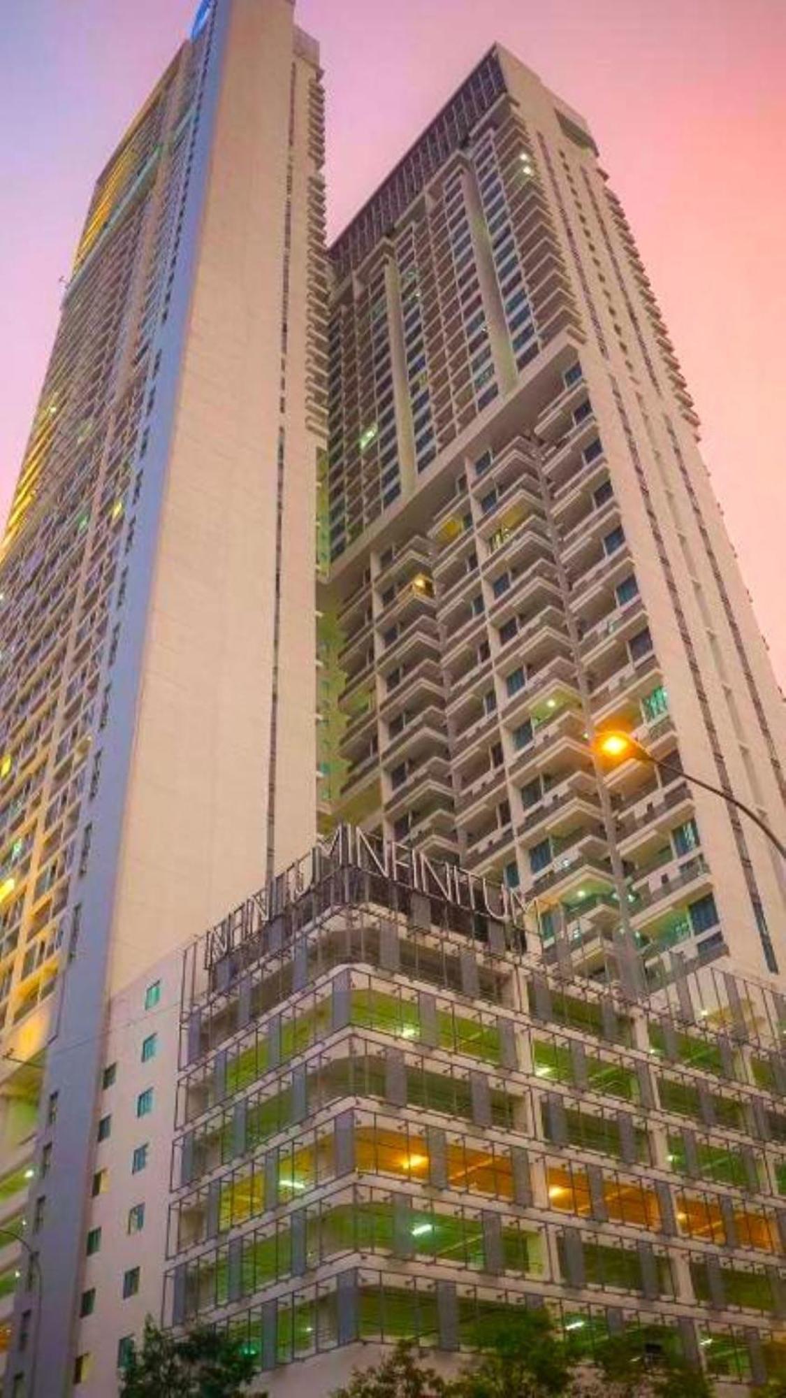 The Luxe Suites Klcc By Cozy Stay Kuala Lumpur Exteriör bild